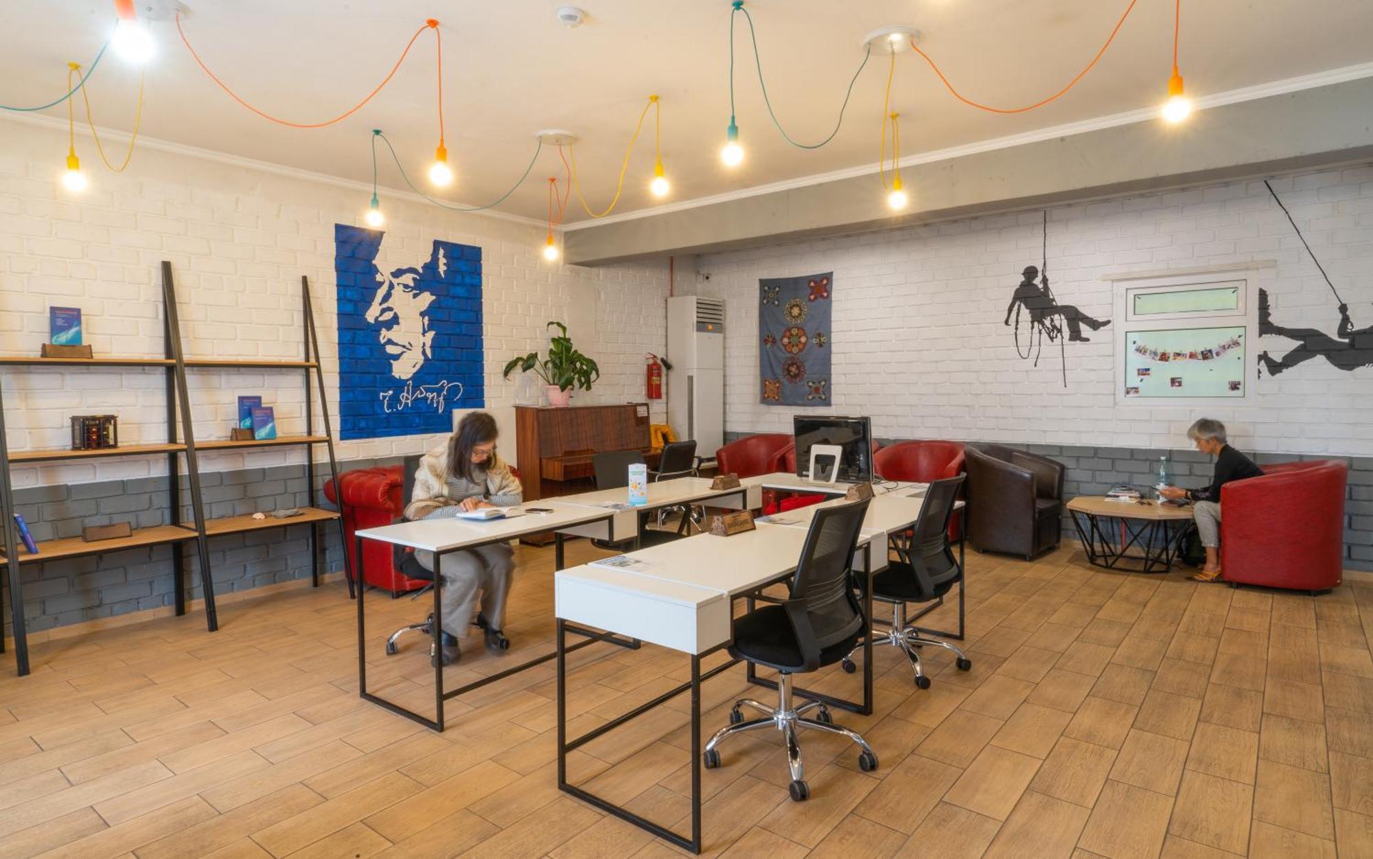 Ololofreelander Hostel&Coworking Biškek Exteriér fotografie