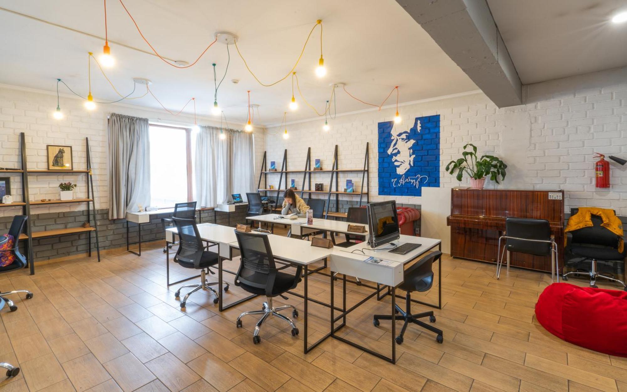 Ololofreelander Hostel&Coworking Biškek Exteriér fotografie